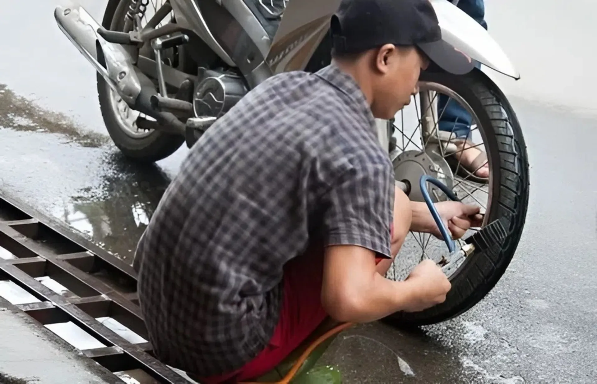 Cách đọc thông số áp suất lốp ô tô