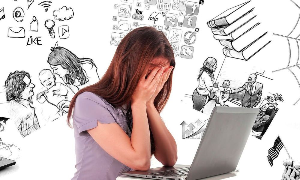 Căng thẳng và stress kéo dài thúc đẩy sự hình thành các đốm nám trên da
