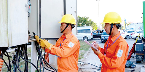 Hình ảnh minh họa công nghệ trong đồng phục bảo hộ