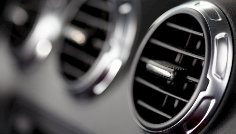 Cách xử lý khi hệ thống điều hòa của xe ô tô phát ra tiếng ồn