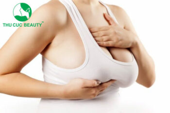 Chi phí phát sinh ngoài gói nâng ngực cơ bản bao gồm áo định hình và chăm sóc hậu phẫu