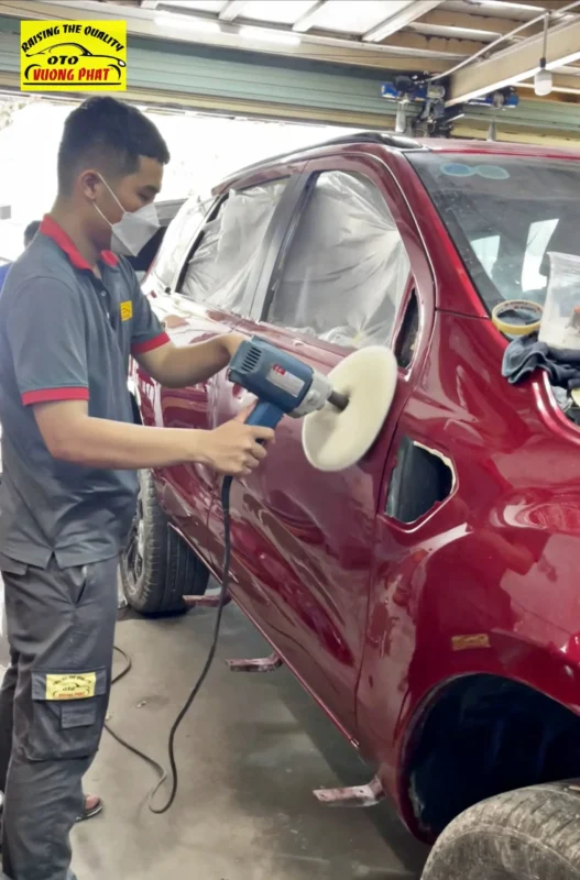 Quy trình bảo vệ nội thất nghiêm ngặt khi độ xe sang tại gara uy tín