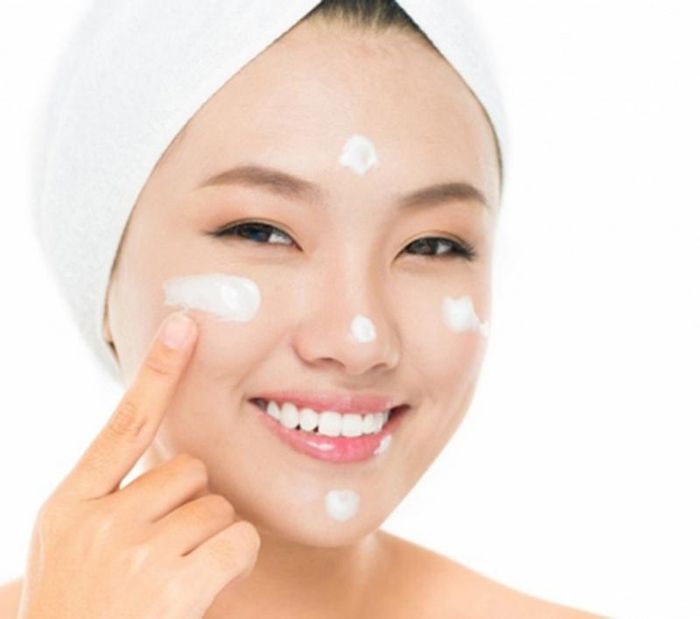Chăm sóc da cơ bản với 3 bước