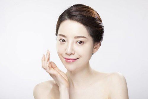 Glutathione kích hoạt cơ chế Nrf2 giúp tế bào da tự bảo vệ và sáng khỏe từ bên trong