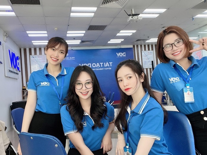 Quy trình may áo thun đồng phục công ty tại xưởng công nghiệp quy mô lớn