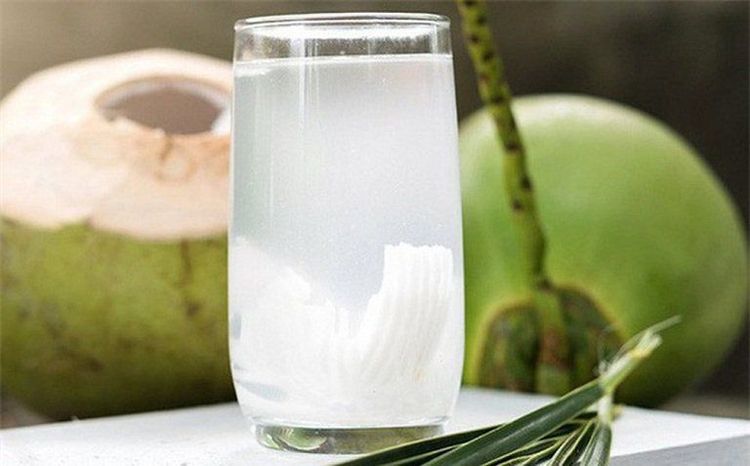 Dinh dưỡng cân bằng giúp điều hòa khí huyết và tạng phủ, từ đó cải thiện tình trạng da sạm nám