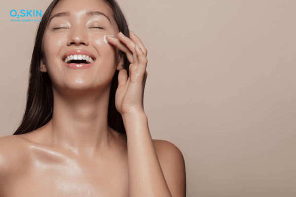 Các bước skincare cơ bản cho da hỗn hợp dầu mụn giúp cân bằng và phục hồi