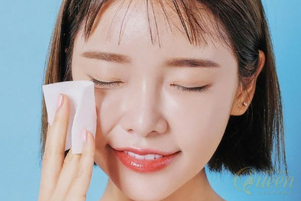 Lựa chọn kem dưỡng ẩm cho da mụn