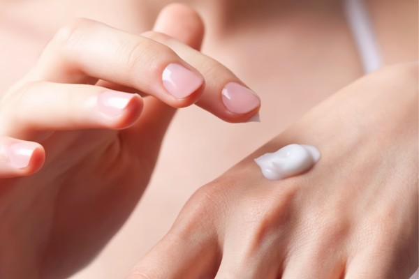 Kiểm tra thành phần mỹ phẩm an toàn chống lão hóa