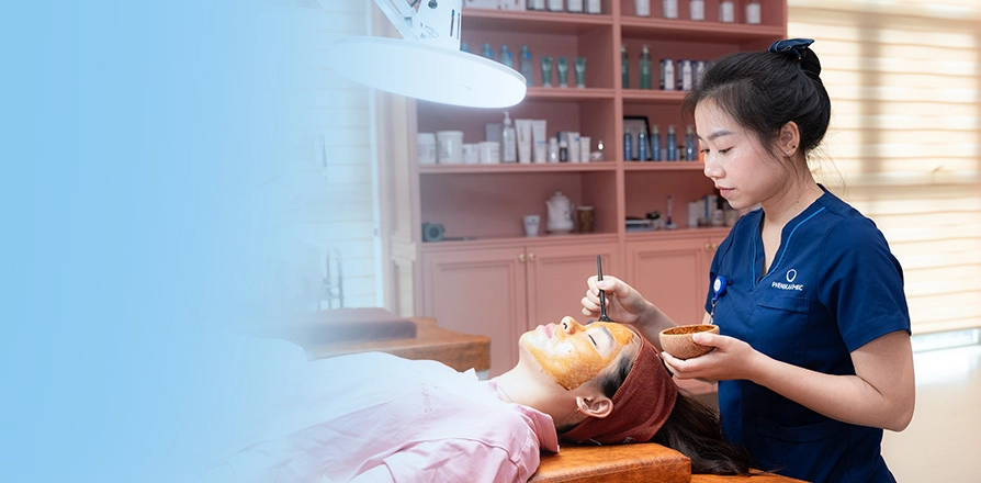 Kỹ thuật massage bấm huyệt mặt kết hợp công nghệ điện di tại HANA