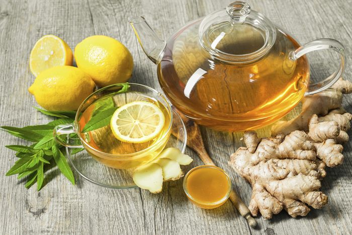 Set quà tặng trà thảo mộc cao cấp Lục Lam với thiết kế tinh xảo, gói trọn hương vị thiên nhiên và sự quan tâm.