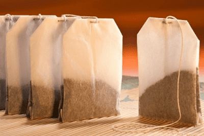 Bột trà túi lọc thảo mộc được đóng gói cẩn thận giữ hương vị