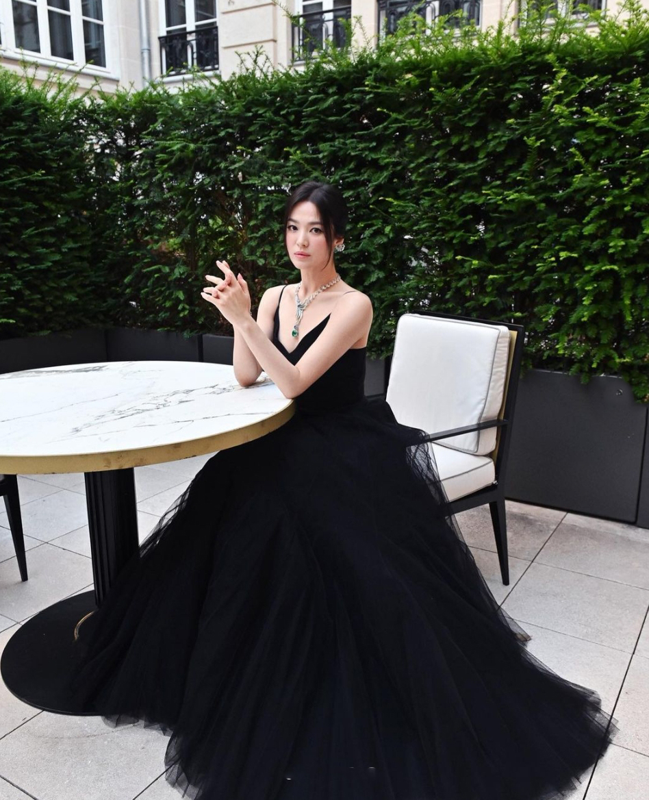 Song Hye-kyo với làn da căng bóng nhờ ăn uống điều độ và lối sống lành mạnh