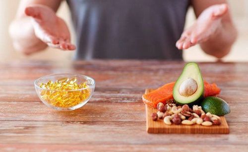 Trà thảo mộc hỗ trợ cân bằng khí huyết và dưỡng da tự nhiên