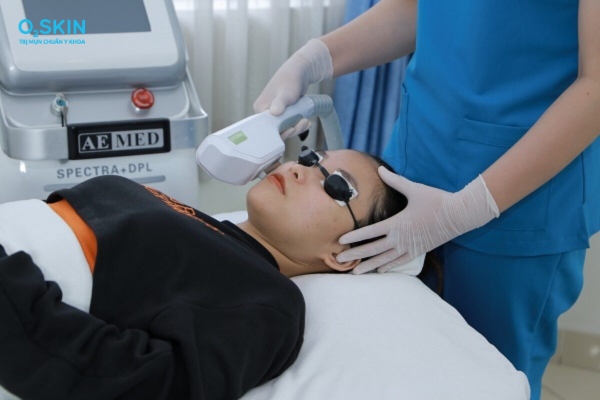 Cách làm mát và xử lý mụn khi da bị dị ứng thời tiết mùa nóng