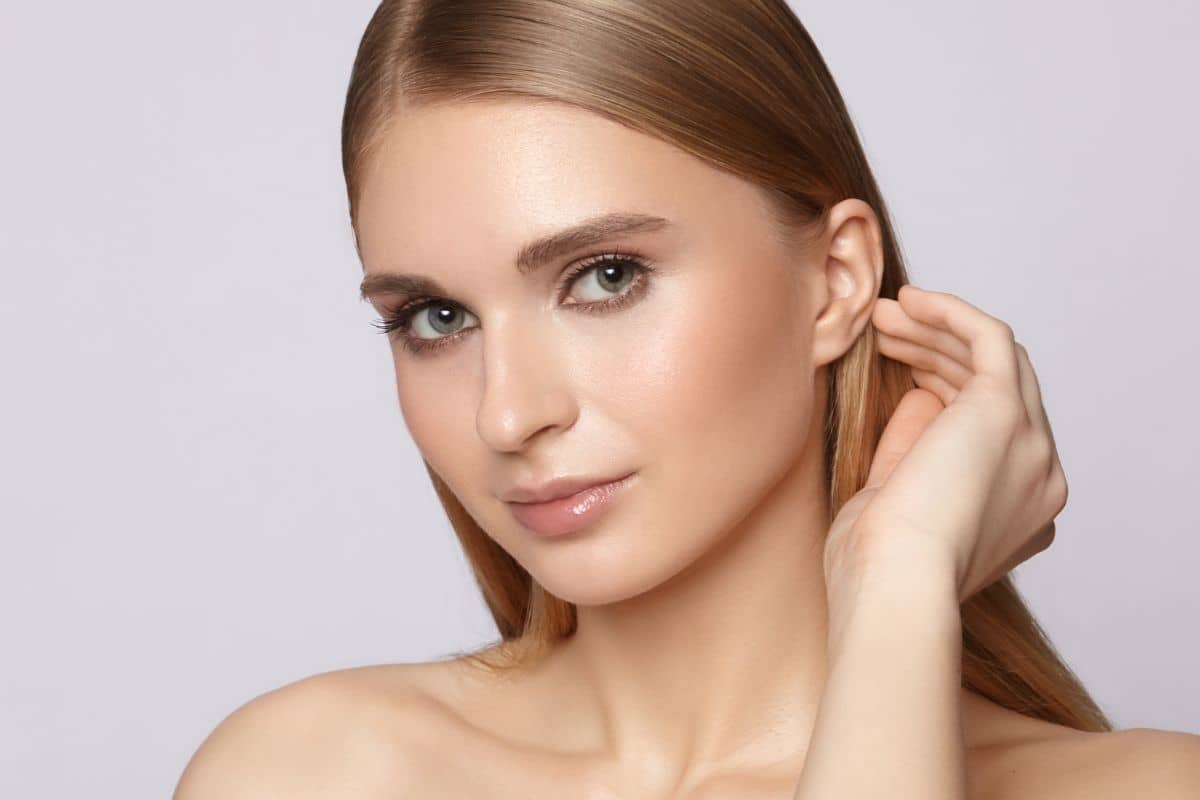 Kết quả nâng mũi sụn và tiêm filler: Tái tạo cấu trúc so với tạo hình tức thì