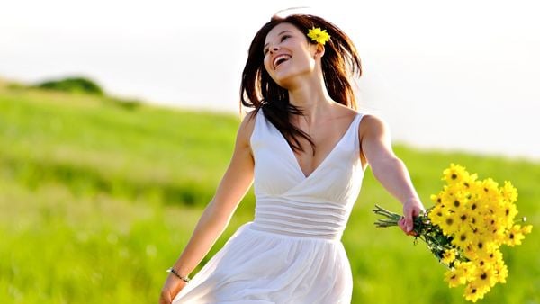 Stress Làm Da Sạm Mụn: Góc Nhìn Đông Y về Dưỡng Sinh