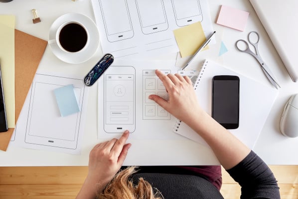 15 Brand Positioning Examples to Refine Your Strategy