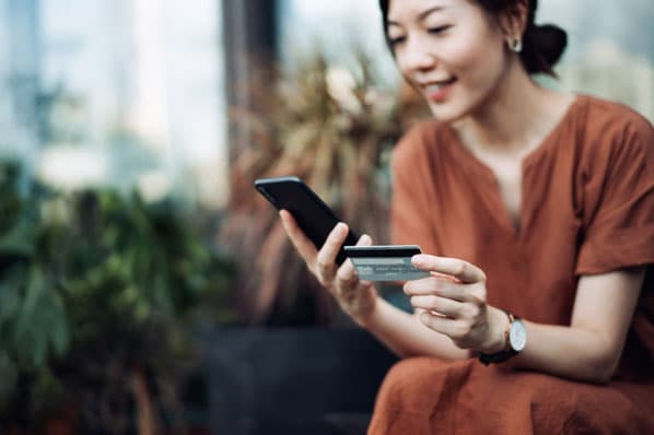 5 Ways Instagram DM Shopping Tools Change Social Commerce