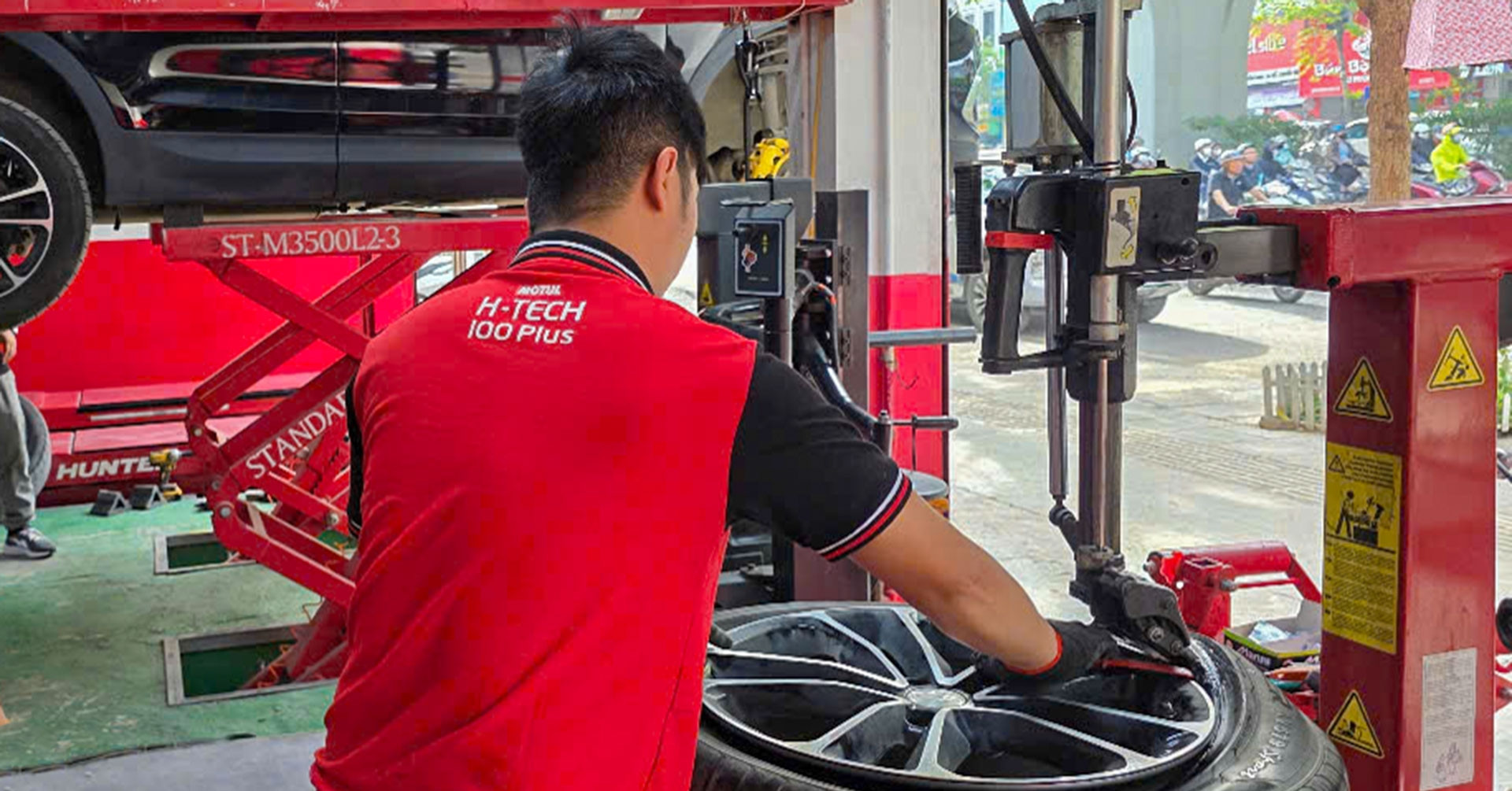 Thay một lốp cùng trục: Rủi ro với vi sai và an toàn