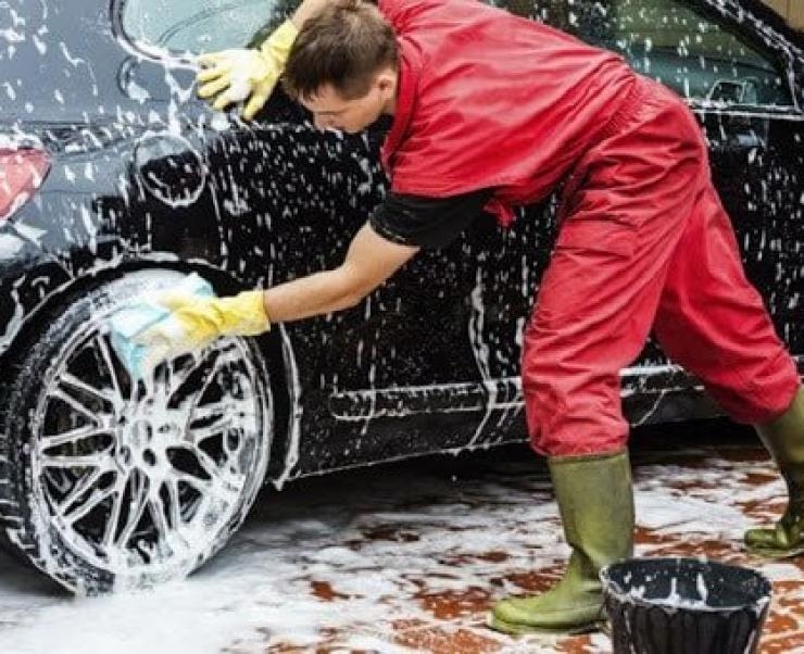 Đi đường dài về: Nên rửa xe ngay hay chờ đủ 3 tuần?