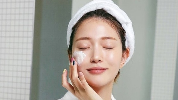 Routine Dưỡng Sáng Da Với Glutathione: Chiến Lược Khoa Học