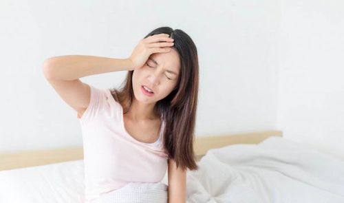 Ngủ muộn và lão hóa da: Cơ chế Thủy Hỏa Bất Tế dưới góc nhìn Đông y