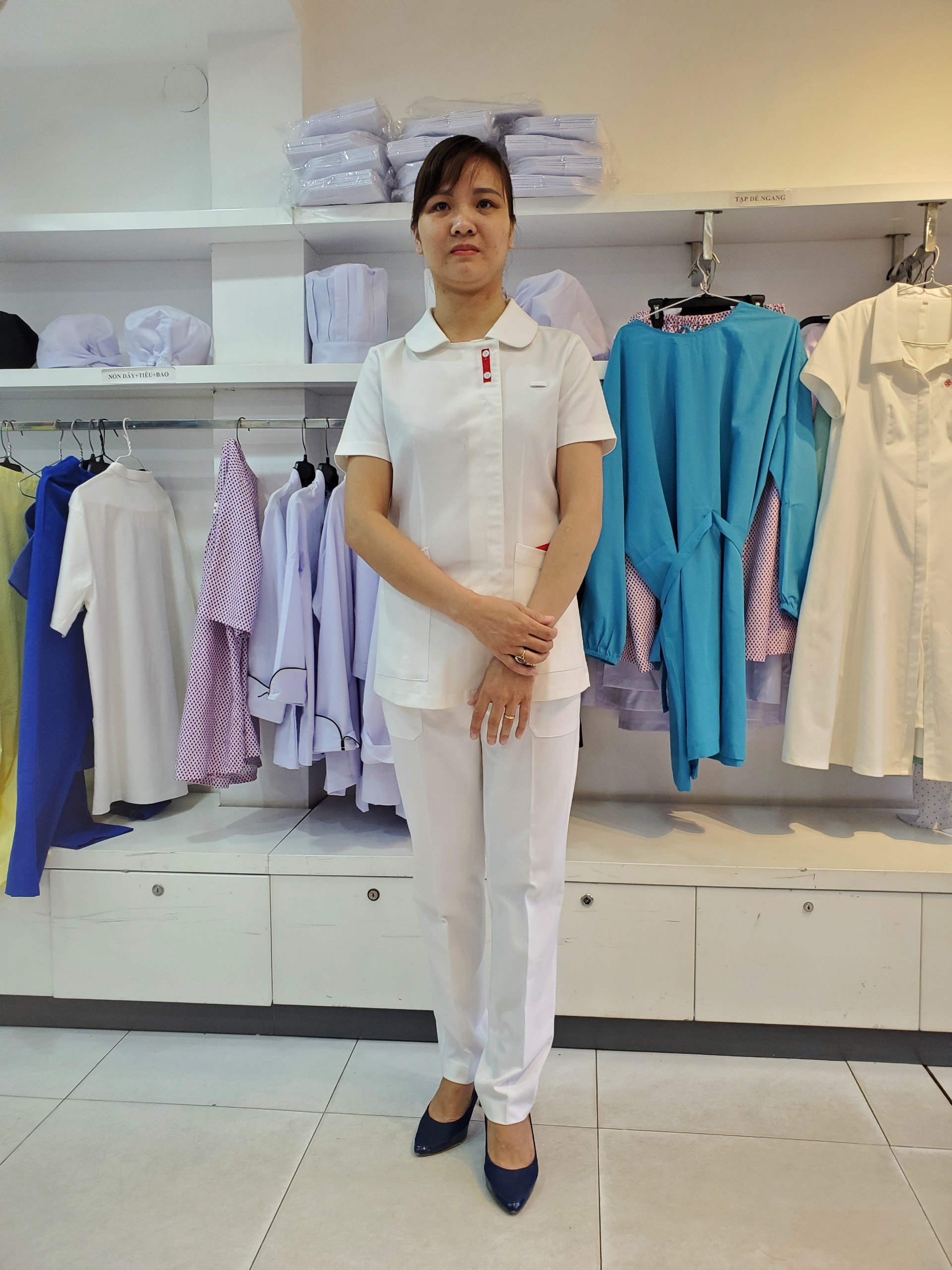 Chọn cotton lạnh hay kaki thun cho scrubs theo tiêu chuẩn vệ sinh