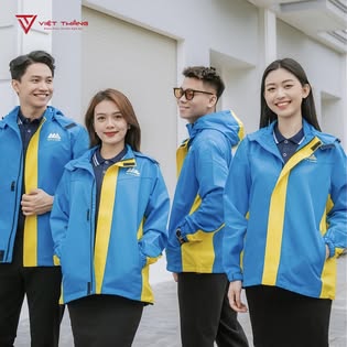 Đơn đồng phục trễ hẹn: Bài học từ một nhân viên thu mua