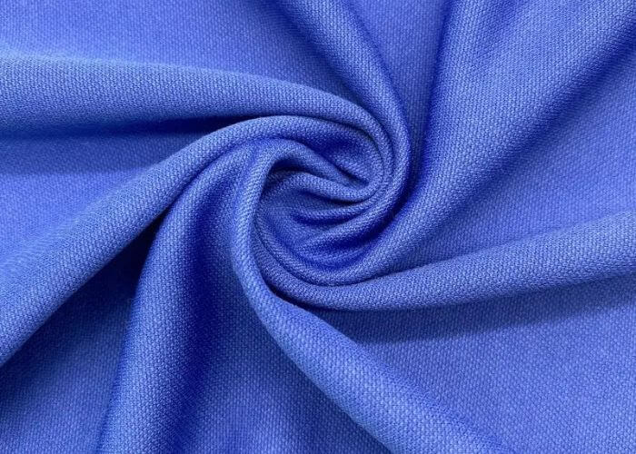 Chọn vải đồng phục nhà hàng: Giải pháp tối ưu độ bền