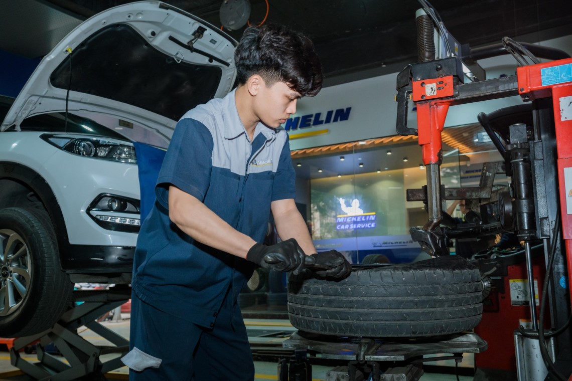 Khắc phục sự cố lốp xe: Hướng dẫn bộ dụng cụ vá cá nhân