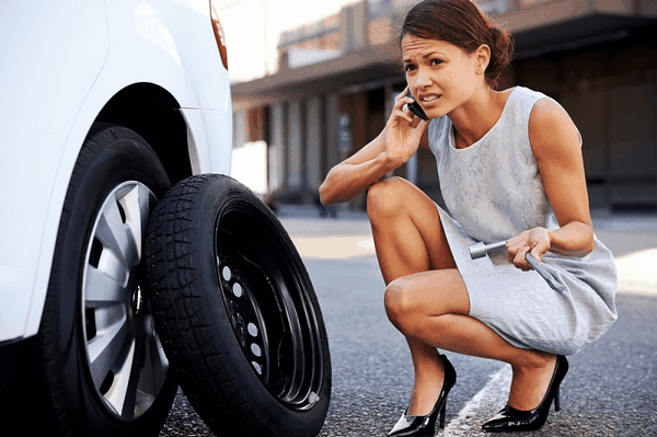 4 giấy tờ bắt buộc khi đổi lốp lỗi tại gara