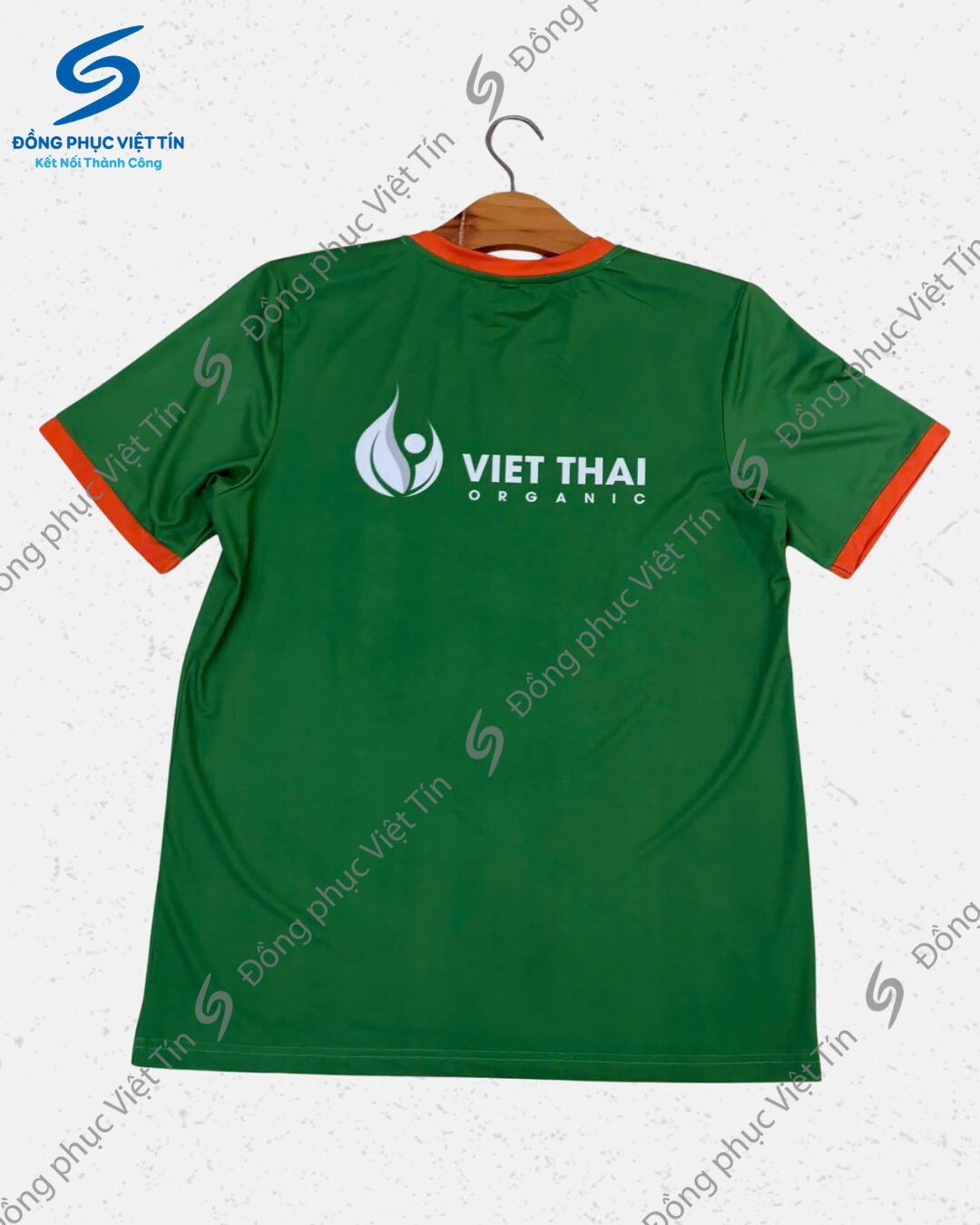 Tâm Lý Màu Sắc Đồng Phục: 3 Tiêu Chí Chọn Màu Chuẩn Brand