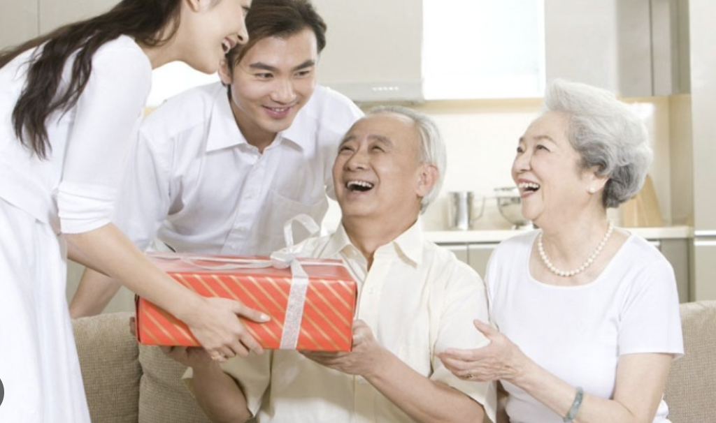 Chọn Set Quà Tặng Sức Khỏe Sang Trọng Cho Đối Tác Doanh Nghiệp