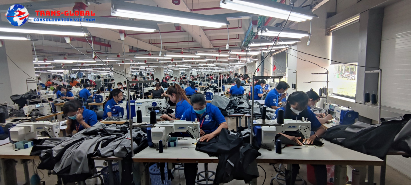 Giao đồng phục trễ hẹn: Xử lý khi đội ngũ đang chờ đợi