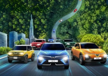 Xử lý sự cố lốp xe: Khi nào gọi cứu hộ và quy trình thay lốp an toàn