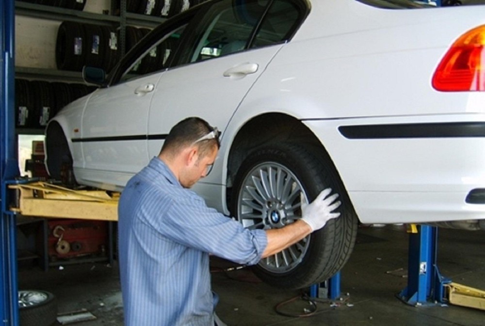 Đảo lốp không cân bằng động: Nguyên nhân xe nhanh mòn