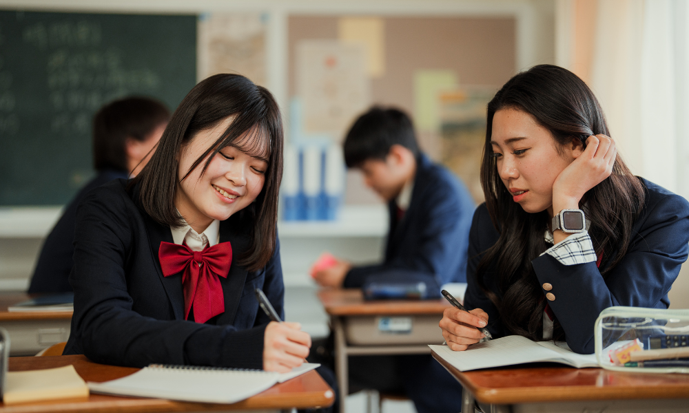 Top 5 Loại Vải May Đồng Phục Học Sinh Tốt Nhất 2025