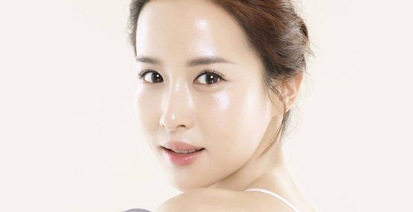 Bí Quyết Vẻ Đẹp Chuẩn Hàn: Tối Giản Skincare Như Suzy