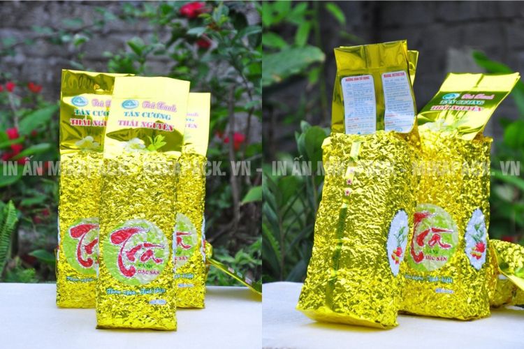 Set quà trà thiết kế riêng: Hương dịu từ ấm trà đang sôi