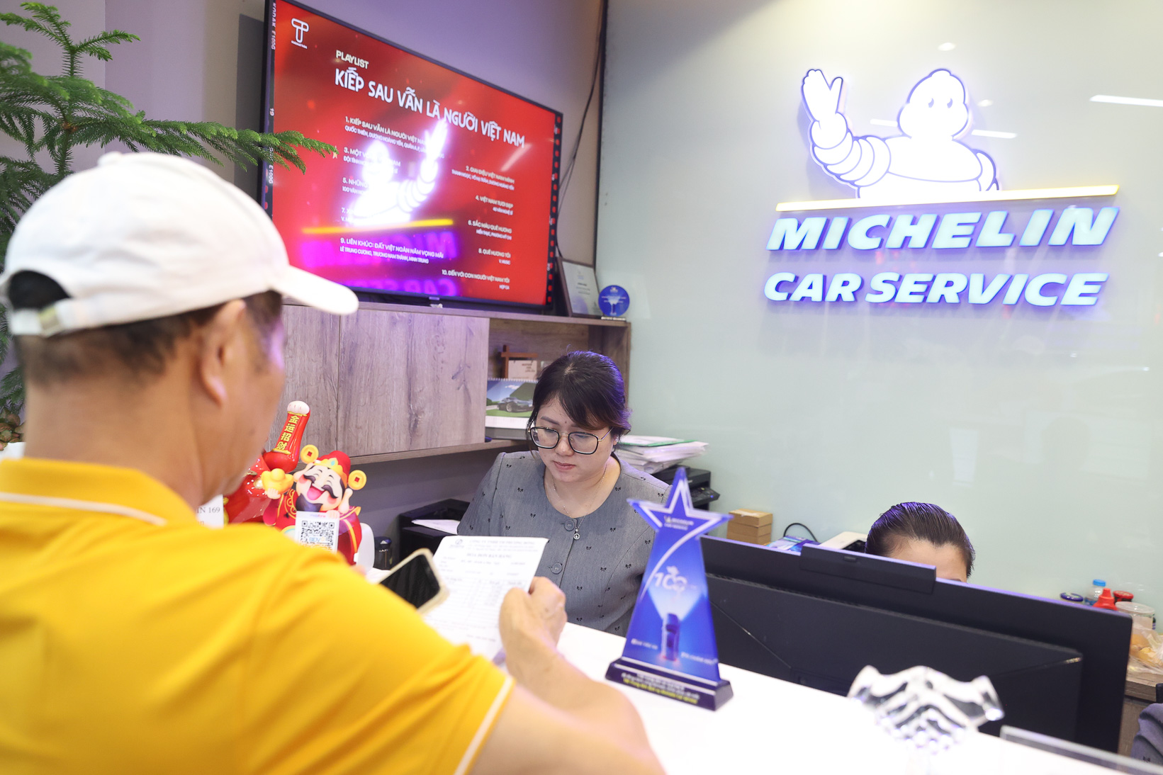 Chạy thử lốp trước khi mua: Tránh được những chi phí nào?