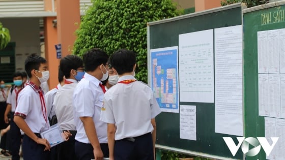 Chọn chất liệu đồng phục học sinh: Bí quyết cho sức khỏe