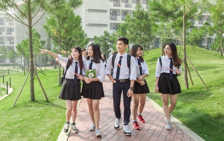 Đồng Phục Học Sinh: Nền Tảng Xây Dựng Văn Hóa Nhà Trường